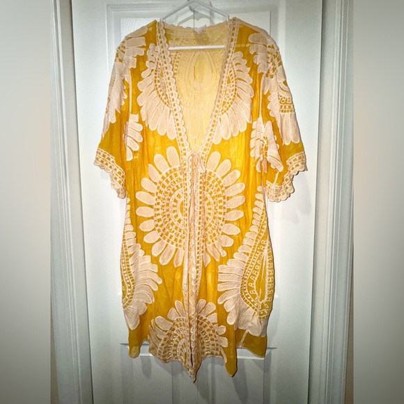 SirenLily Yellow and White maternity Floral Kimono. Size XL - Picture 1 of 10